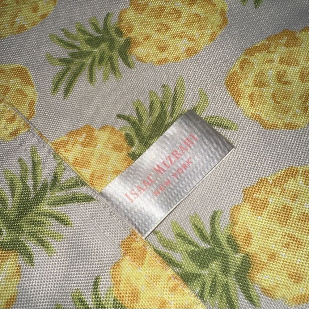 Isaac Mizrahi New York Tropical Pineapple Placemats Set of 4 - Picture 4 of 7